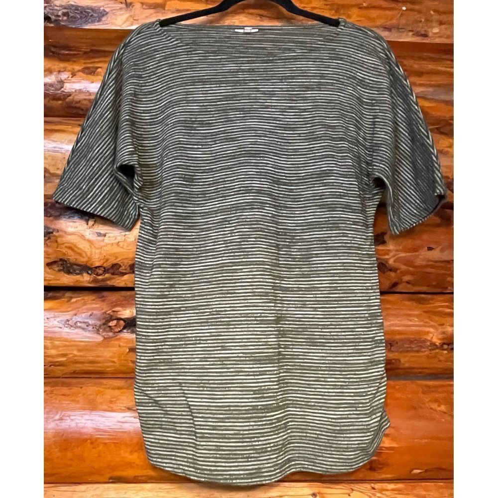 Croft & Barrow Ladies Top Size Medium
